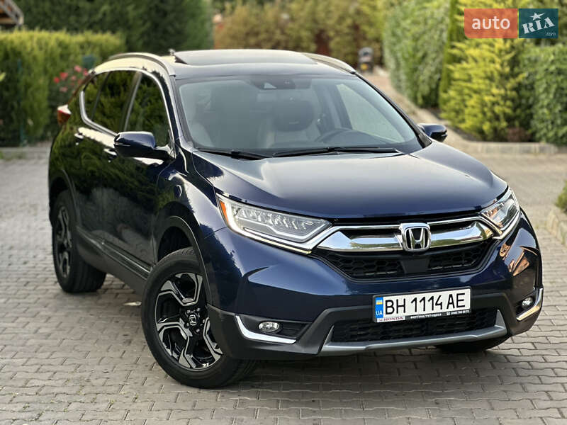 Внедорожник / Кроссовер Honda CR-V 2017 в Одессе
