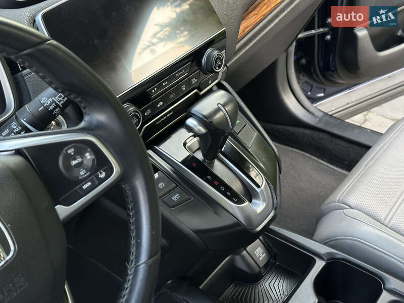 Внедорожник / Кроссовер Honda CR-V 2017 в Одессе