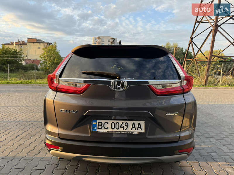 Внедорожник / Кроссовер Honda CR-V 2017 в Львове