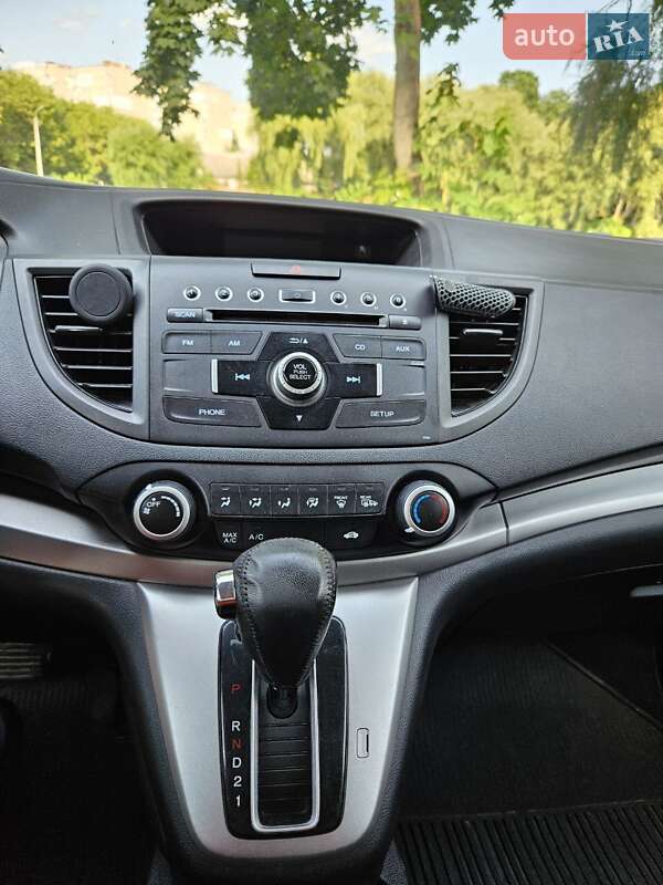 Внедорожник / Кроссовер Honda CR-V 2014 в Шепетовке