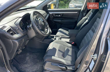 Внедорожник / Кроссовер Honda CR-V 2019 в 