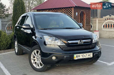 Внедорожник / Кроссовер Honda CR-V 2007 в Олевске