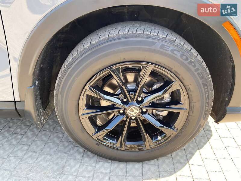 Позашляховик / Кросовер Honda CR-V 2023 в Полтаві