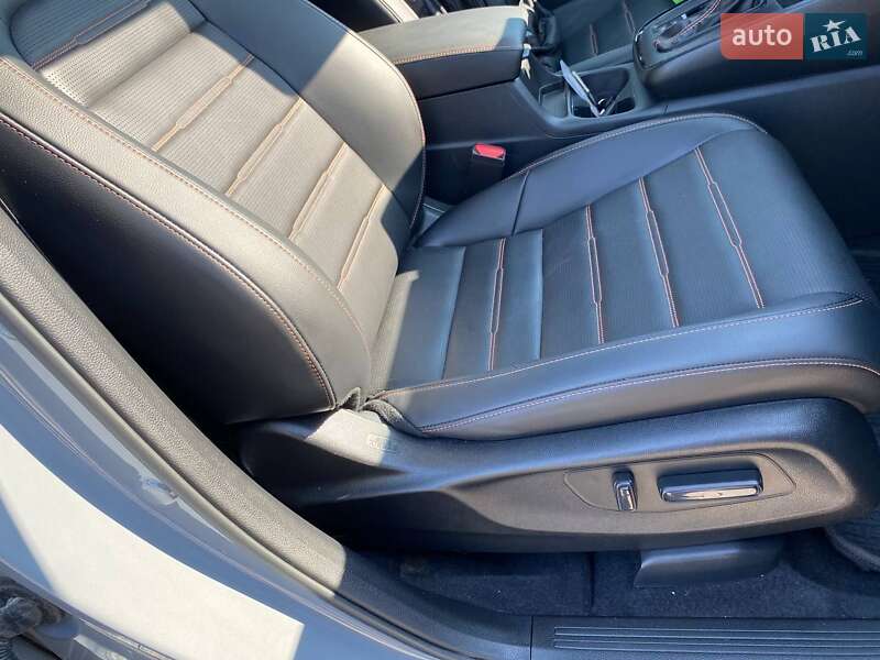 Позашляховик / Кросовер Honda CR-V 2023 в Полтаві
