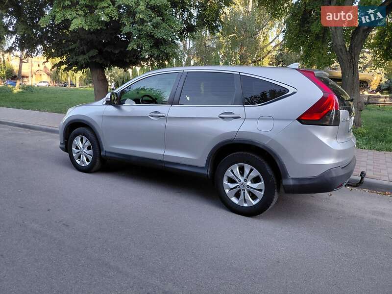 Внедорожник / Кроссовер Honda CR-V 2014 в Виннице