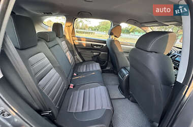 Внедорожник / Кроссовер Honda CR-V 2017 в 