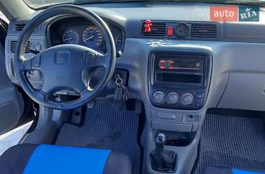 Внедорожник / Кроссовер Honda CR-V 1998 в 