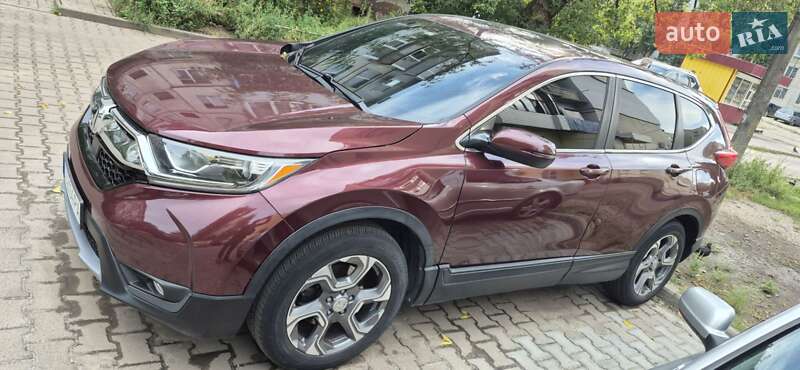Позашляховик / Кросовер Honda CR-V 2017 в Сумах