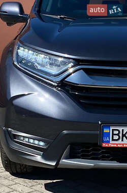 Внедорожник / Кроссовер Honda CR-V 2017 в 