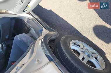 Внедорожник / Кроссовер Honda CR-V 1998 в 