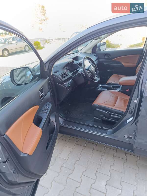 Внедорожник / Кроссовер Honda CR-V 2016 в Черкассах