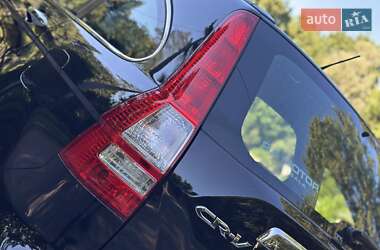 Позашляховик / Кросовер Honda CR-V 2011 в 