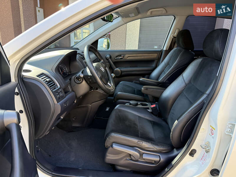 Внедорожник / Кроссовер Honda CR-V 2011 в Тернополе