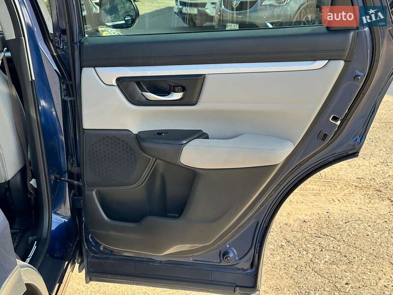 Внедорожник / Кроссовер Honda CR-V 2018 в Виннице