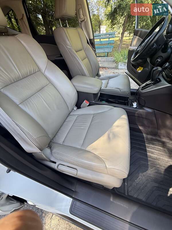 Внедорожник / Кроссовер Honda CR-V 2013 в Ахтырке