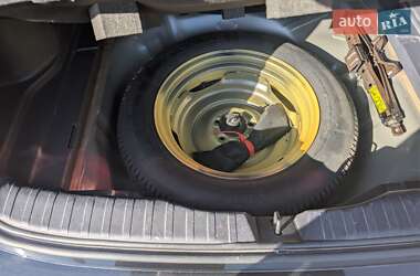 Внедорожник / Кроссовер Honda CR-V 2012 в 