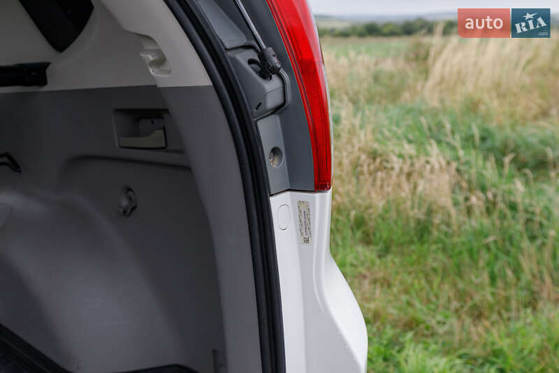 Внедорожник / Кроссовер Honda CR-V 2012 в Бориславе