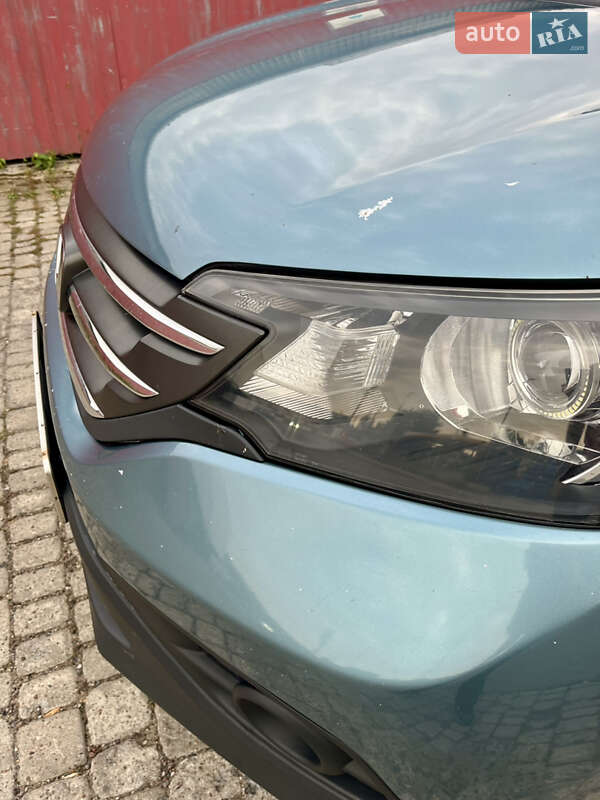 Внедорожник / Кроссовер Honda CR-V 2014 в Киеве