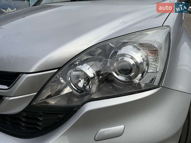Внедорожник / Кроссовер Honda CR-V 2011 в Луцке