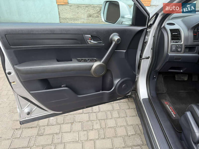 Внедорожник / Кроссовер Honda CR-V 2011 в Луцке