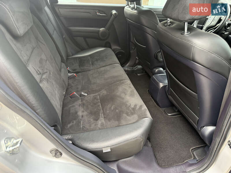 Внедорожник / Кроссовер Honda CR-V 2011 в Луцке