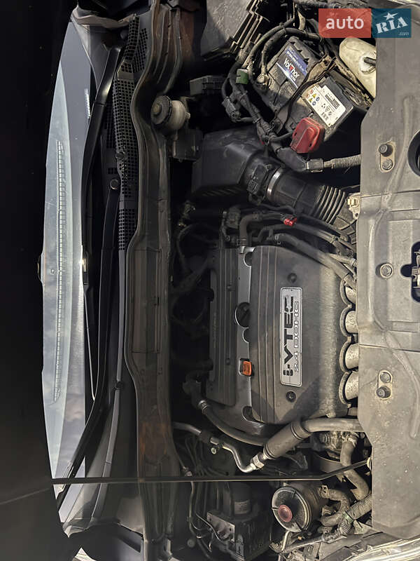 Позашляховик / Кросовер Honda CR-V 2008 в Києві