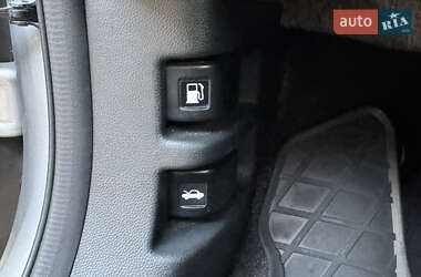Внедорожник / Кроссовер Honda CR-V 2018 в 