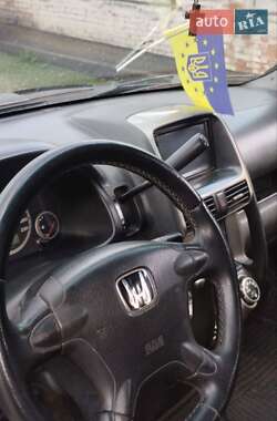 Внедорожник / Кроссовер Honda CR-V 2004 в 