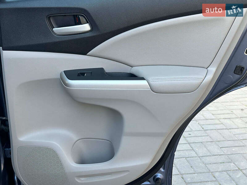 Внедорожник / Кроссовер Honda CR-V 2012 в Одессе