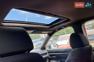 Внедорожник / Кроссовер Honda CR-V 2022 в 