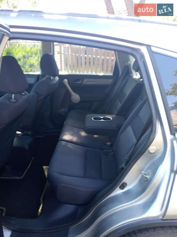 Позашляховик / Кросовер Honda CR-V 2007 в Сарнах