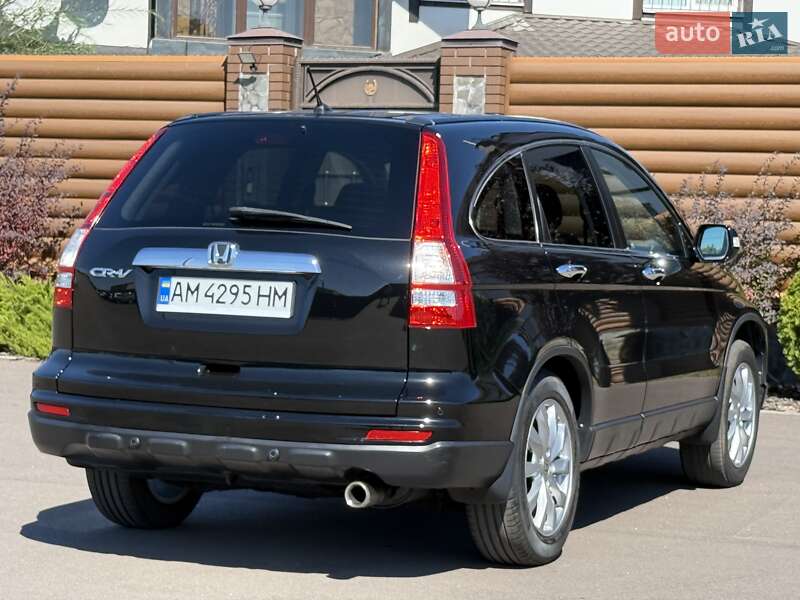 Позашляховик / Кросовер Honda CR-V 2012 в Києві