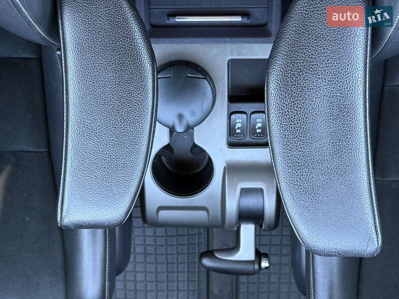 Позашляховик / Кросовер Honda CR-V 2012 в Києві
