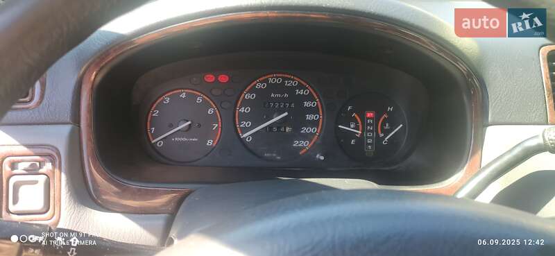 Внедорожник / Кроссовер Honda CR-V 2000 в Одессе