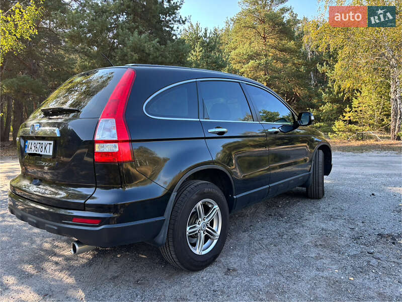 Позашляховик / Кросовер Honda CR-V 2010 в Києві