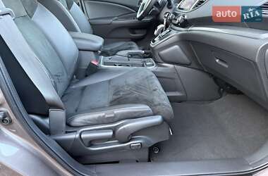 Внедорожник / Кроссовер Honda CR-V 2015 в 