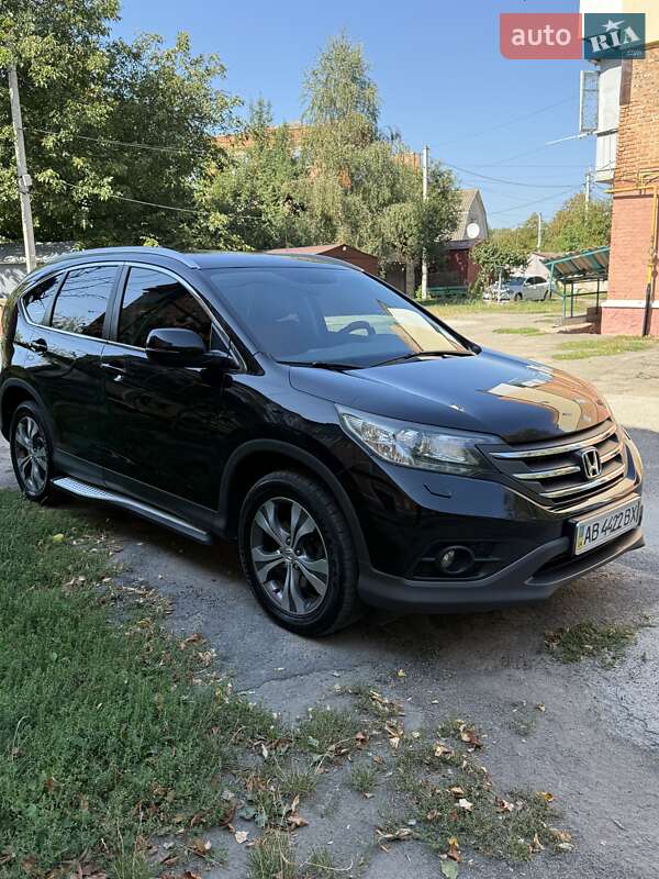 Внедорожник / Кроссовер Honda CR-V 2013 в Могилев-Подольске