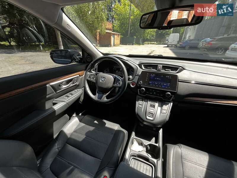 Внедорожник / Кроссовер Honda CR-V 2020 в Хмельницком
