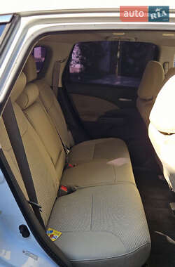 Позашляховик / Кросовер Honda CR-V 2013 в 