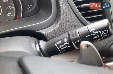 Внедорожник / Кроссовер Honda CR-V 2014 в 