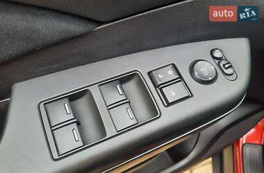 Внедорожник / Кроссовер Honda CR-V 2014 в 
