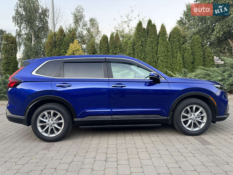 Позашляховик / Кросовер Honda CR-V 2022 в Києві