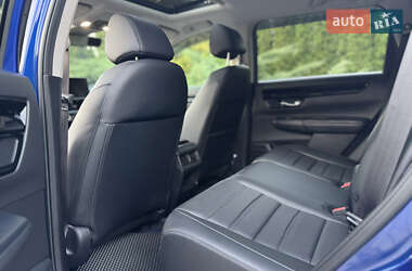 Внедорожник / Кроссовер Honda CR-V 2022 в 