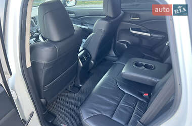 Внедорожник / Кроссовер Honda CR-V 2015 в 