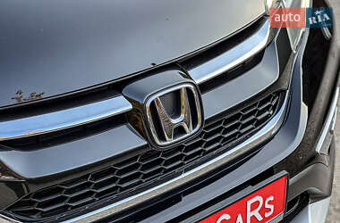 Внедорожник / Кроссовер Honda CR-V 2015 в 