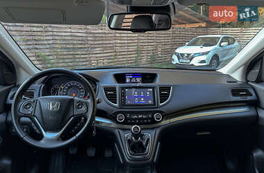 Внедорожник / Кроссовер Honda CR-V 2015 в 