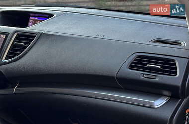 Внедорожник / Кроссовер Honda CR-V 2015 в 