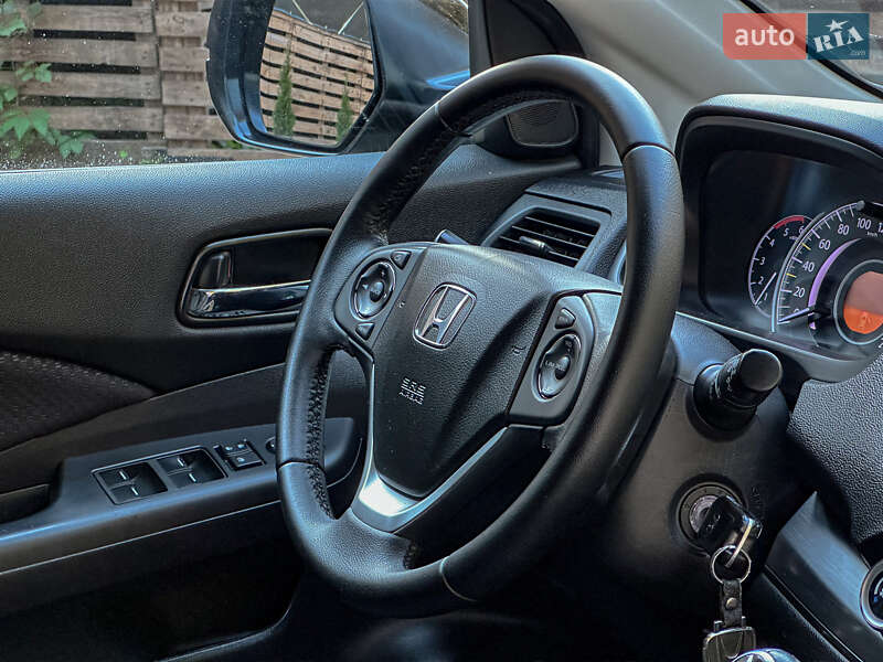 Внедорожник / Кроссовер Honda CR-V 2015 в Бродах