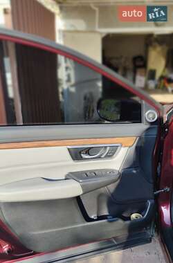 Внедорожник / Кроссовер Honda CR-V 2017 в 