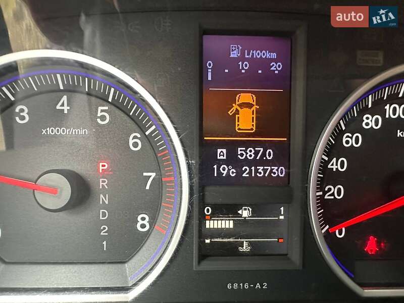 Внедорожник / Кроссовер Honda CR-V 2012 в Черновцах